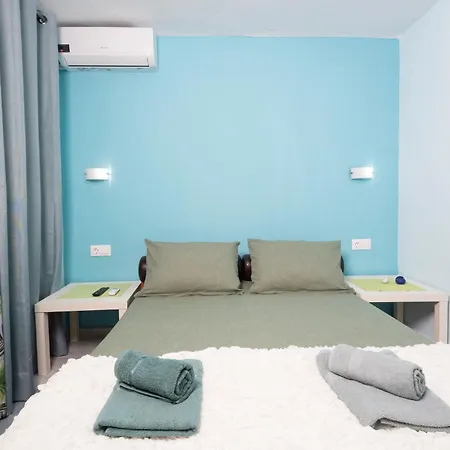 On The Apartment Neos Marmaras