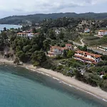 Apartment On The Neos Marmaras